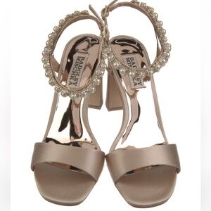 Badgley Mischka - Crystal Embellishments Sandals | US Women’s size 6